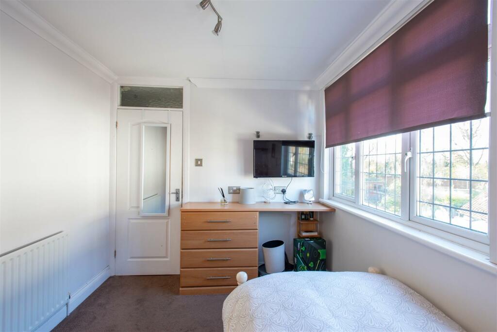 2024.11.26 142 Park Avenue, BR6 9EE-9450.jpg