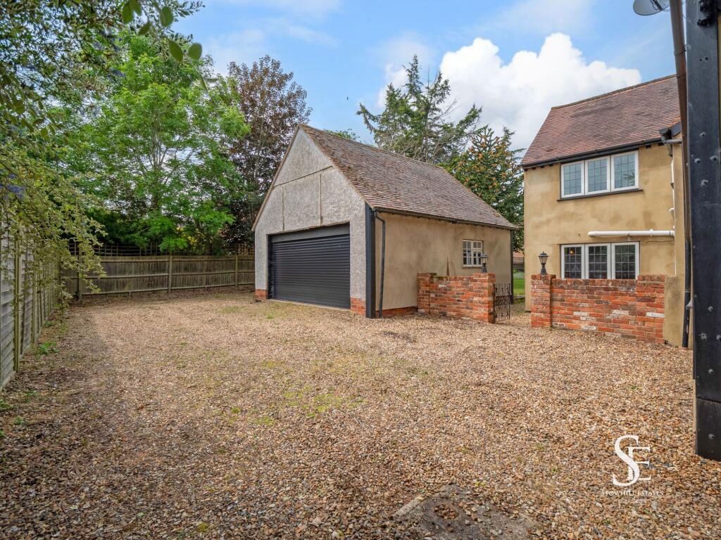 Detached Double Garage