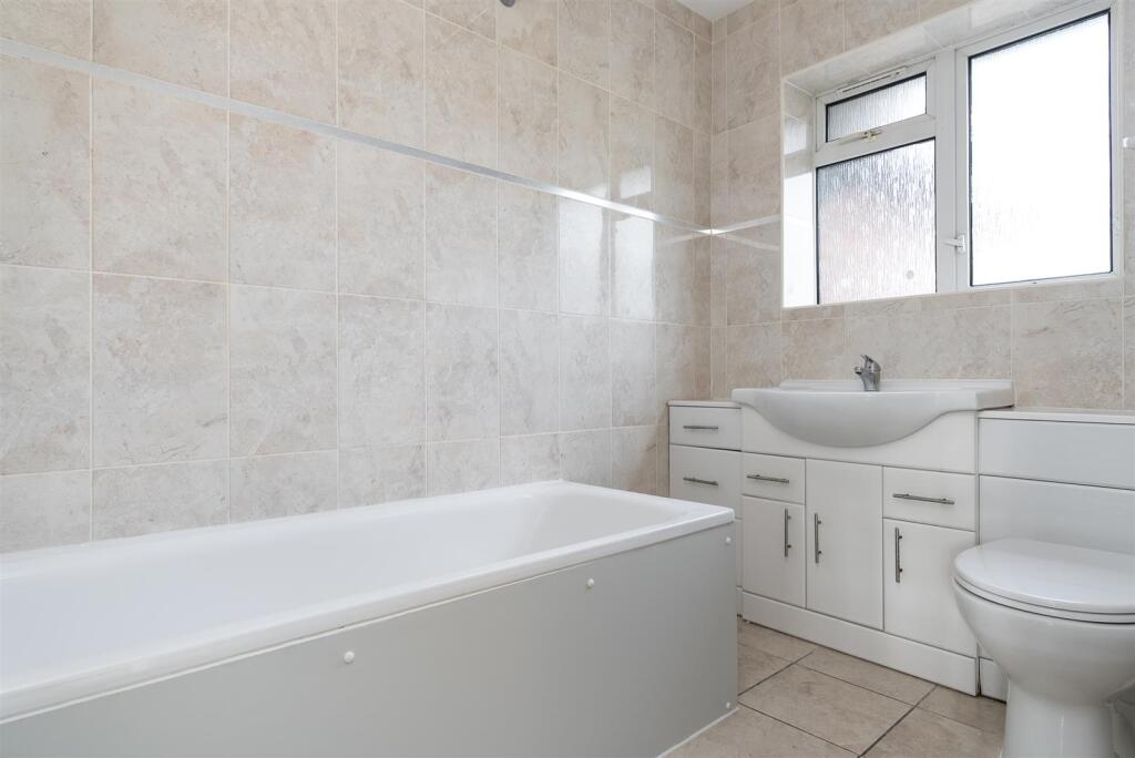 Bedroom 1 En-Suite
