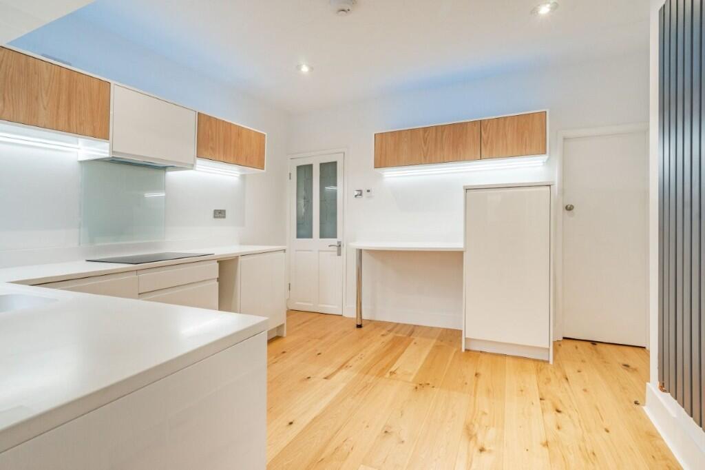 Kitchen/breakfast