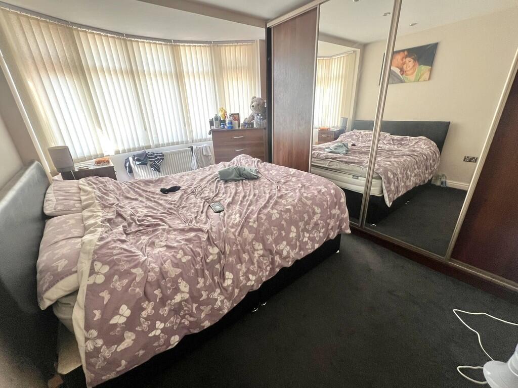 f16276f0-732e-47a...