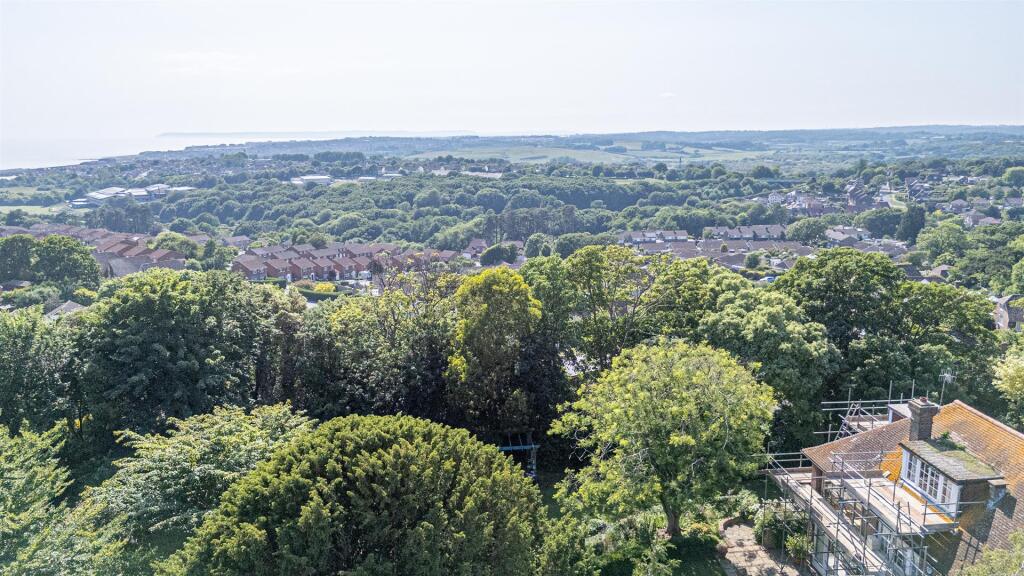 DJI_20250612162335_0287_D_Alto.jpg