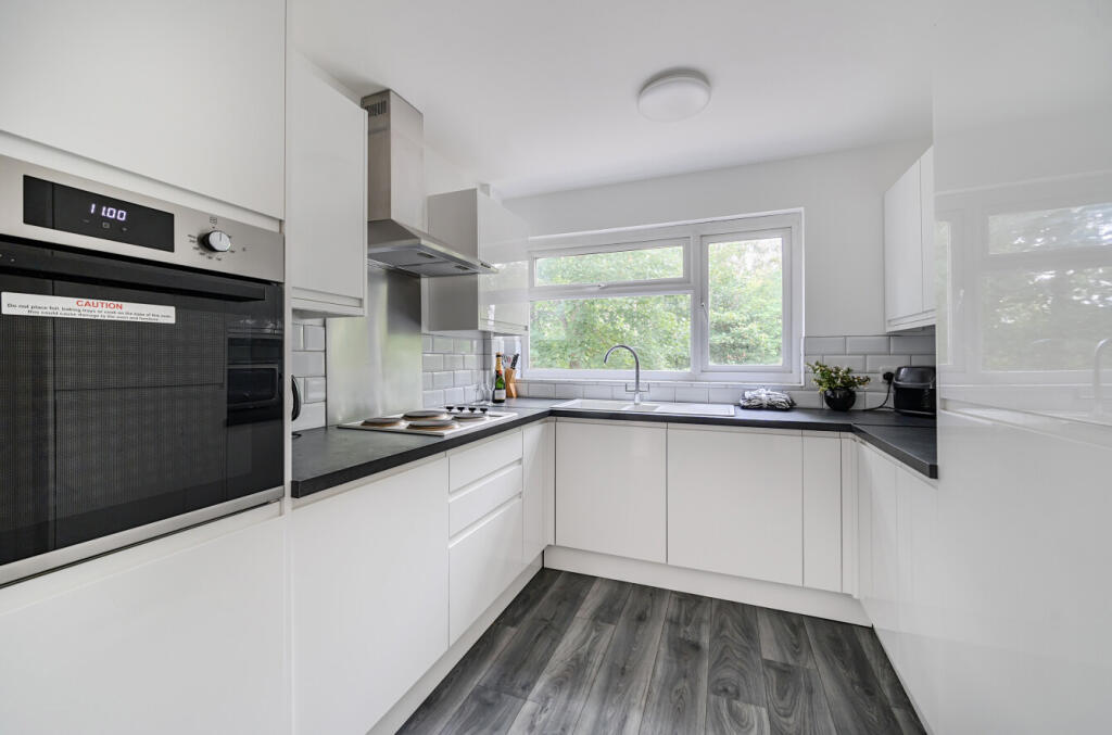 1326594-6-6882299...