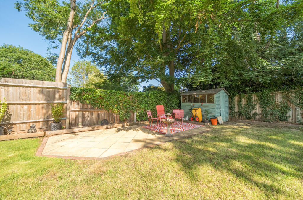 1317094-4-686f92b...