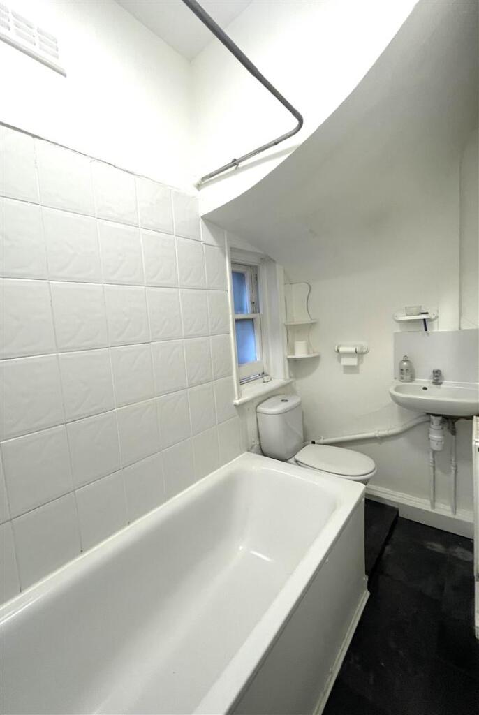 First Floor Bathroom.JPG