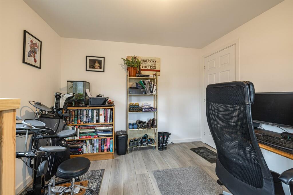 58 Knoll Park Drive Galashiels 10.JPG