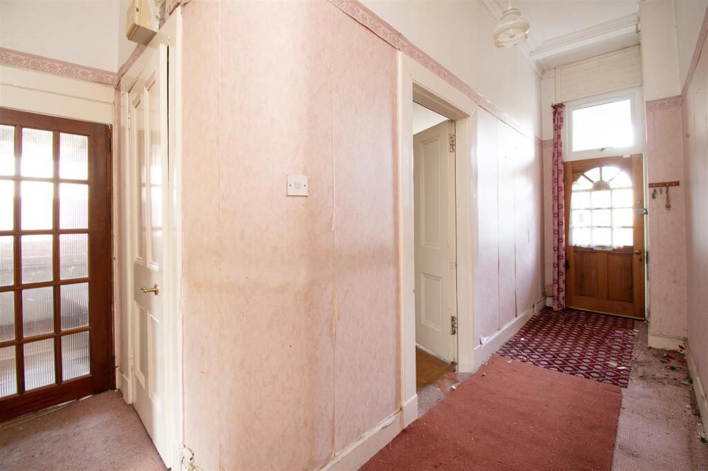 hallway.jpg