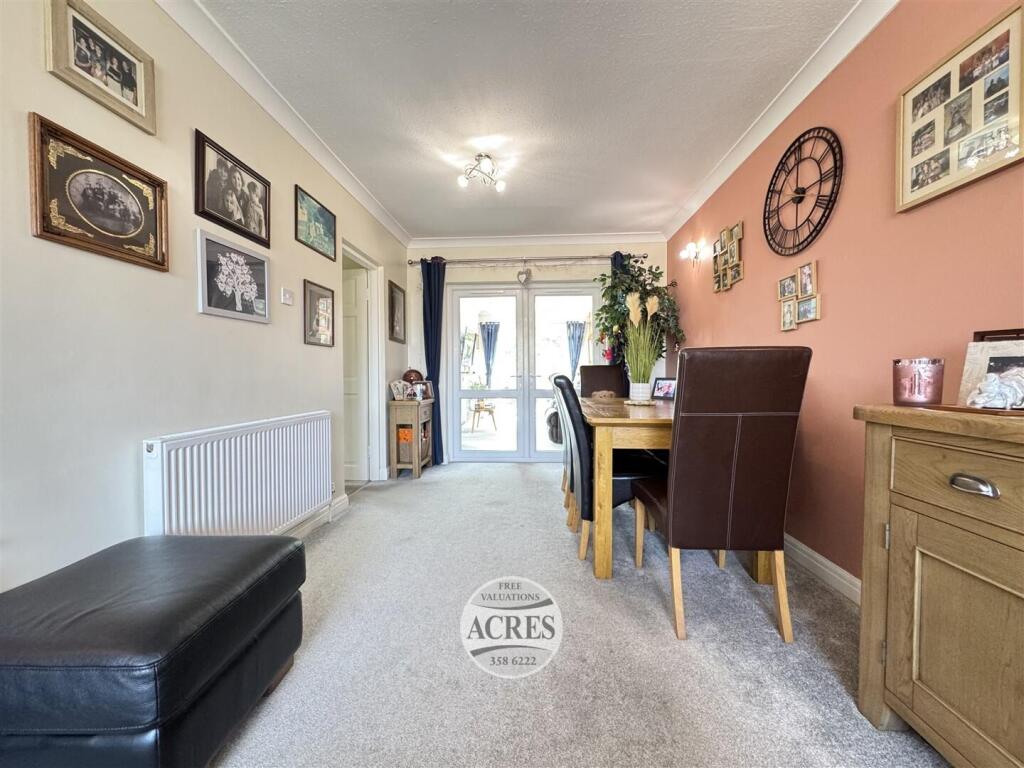 IMG_5916 (Large).jpg