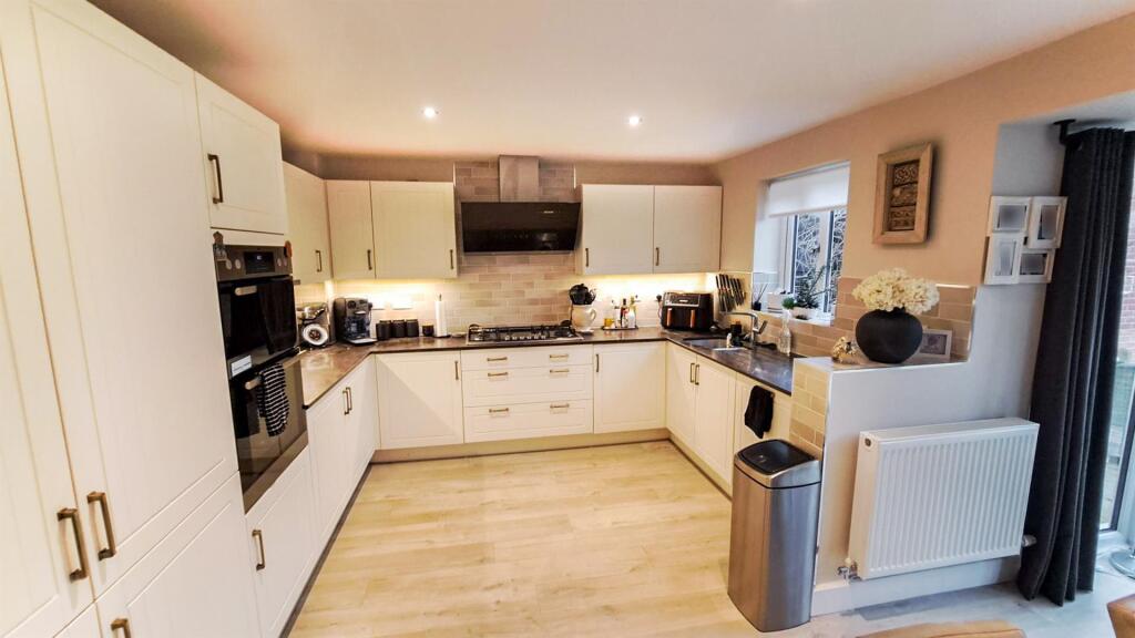 Kitchen area