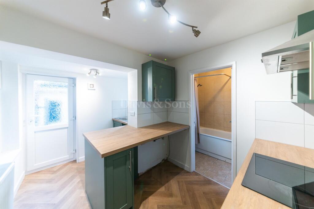 Kitchen/Breakfast Room