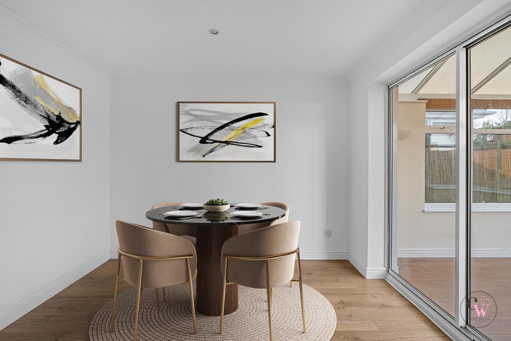 DSC06300 - dining room_VS.jpg