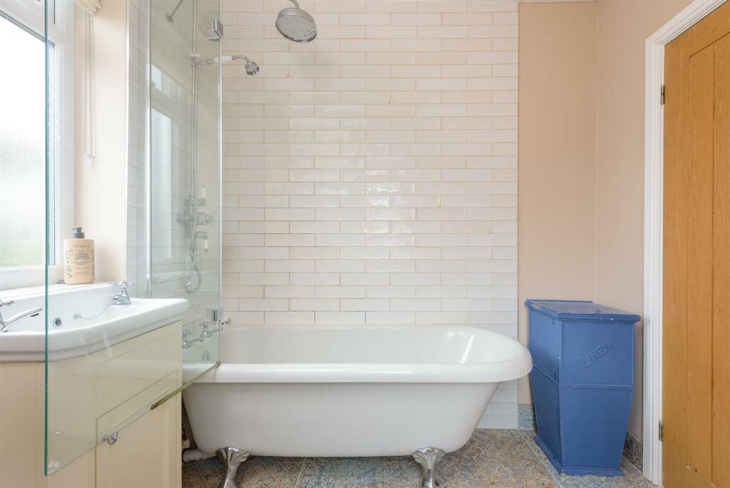 untitled (18 of 18).jpg