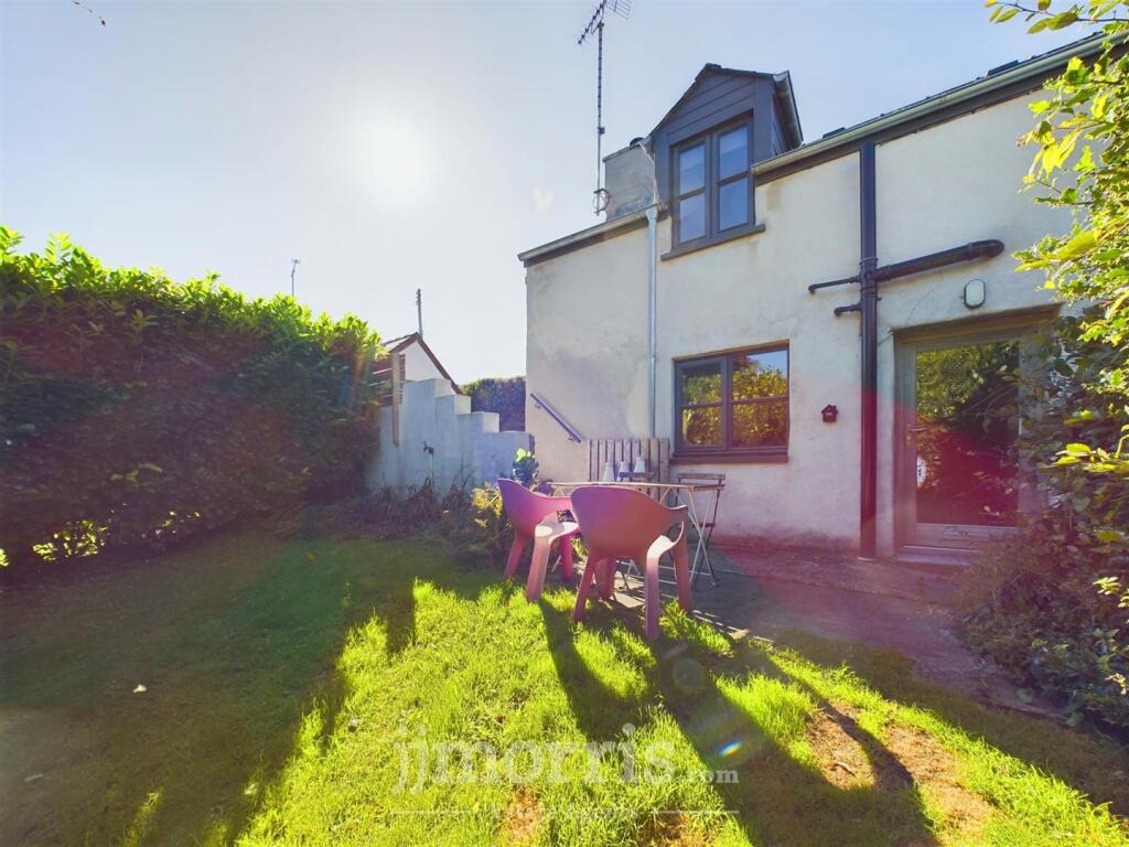 CAM03686G0-PR0183-STILL006.jpg