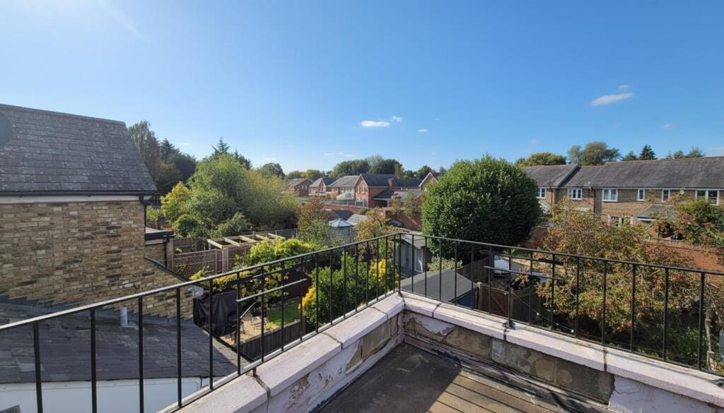 ROOF TERRACE
