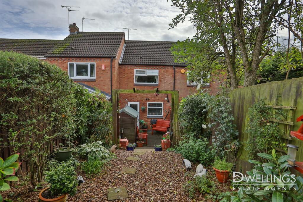 WEDGEWOOD CLOSE