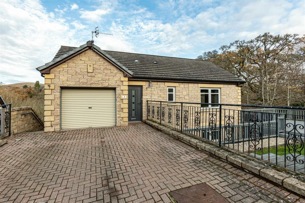 3 William Law Gardens Galashiels 05.JPG