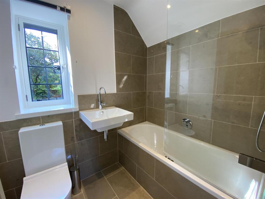 Ground Floor Bathroom
