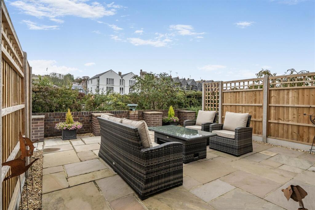 Courtyard Garden