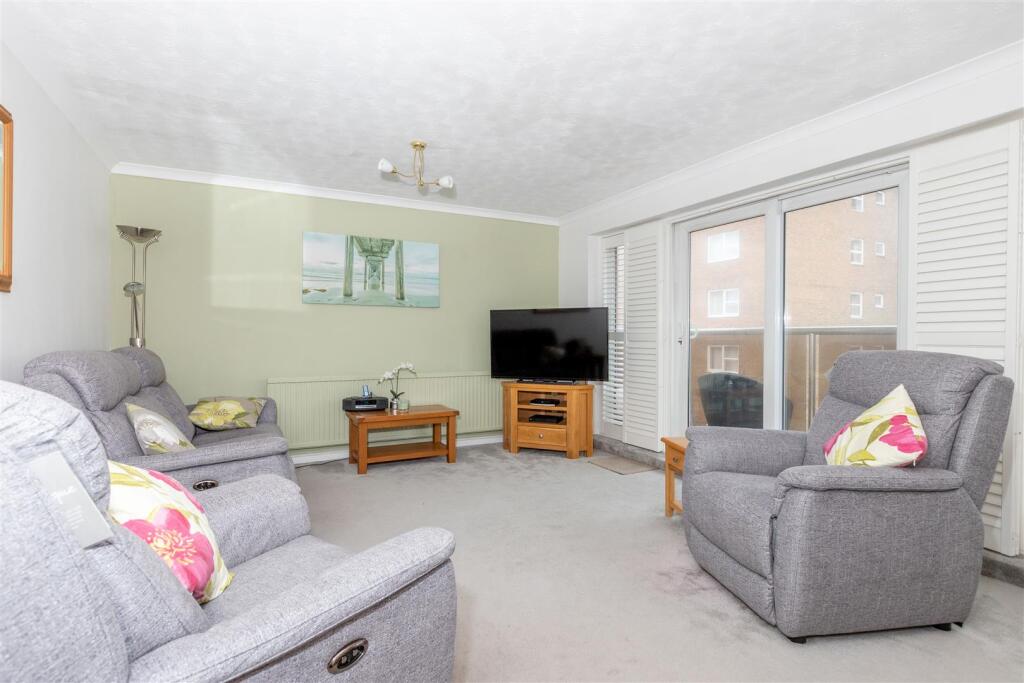 Cardinal Court-13.jpg