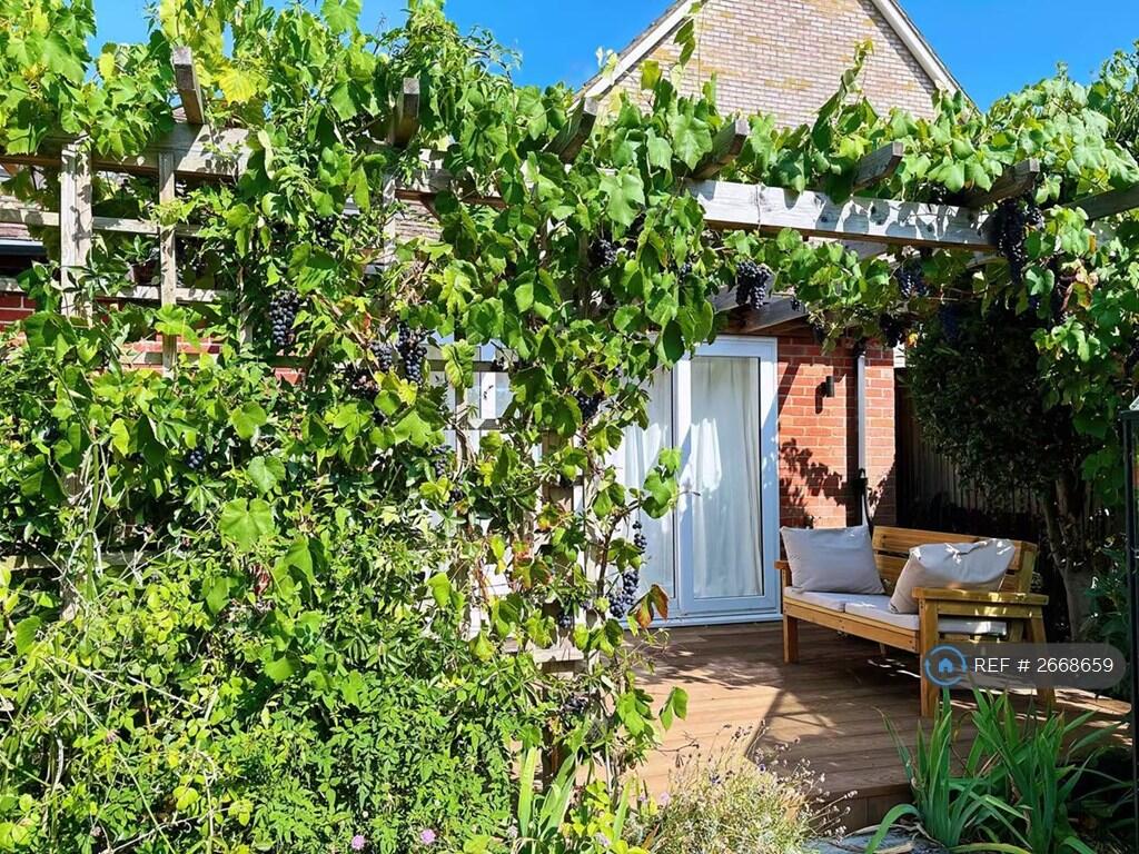 Outdoor Seatting Area