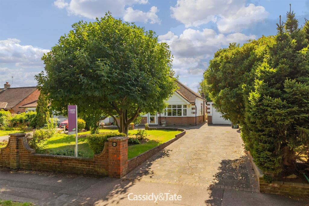 19 Orchard Drive_026.jpg