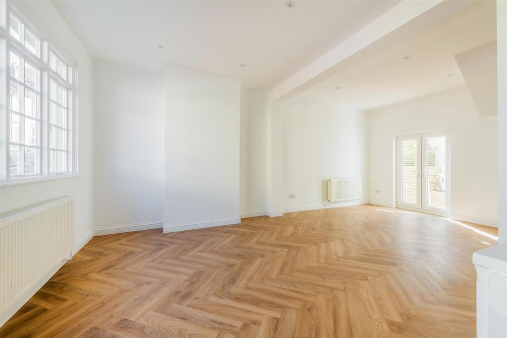 15 Bute Street -2.jpg