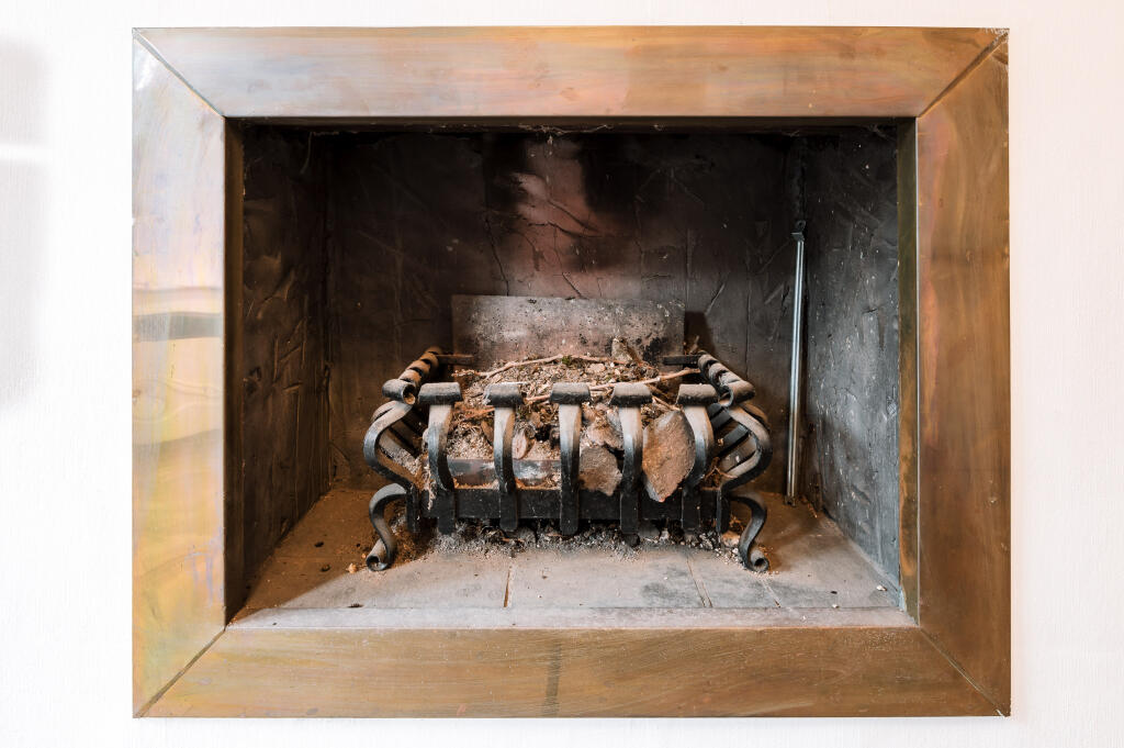 043_20251101 John Dillon House_DD1_6116.jpg