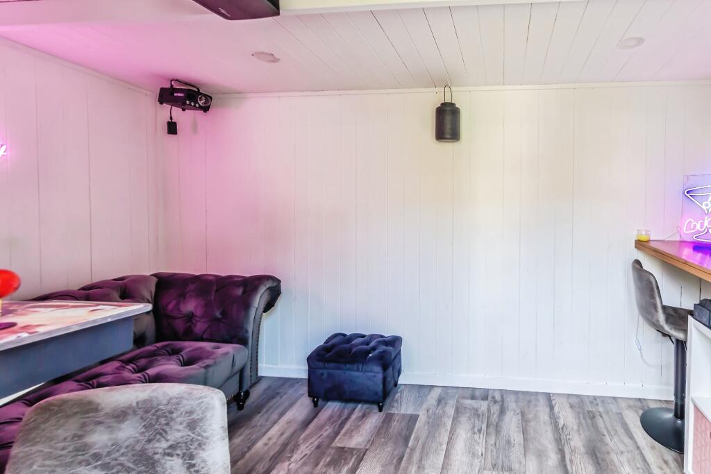 Internal garden room