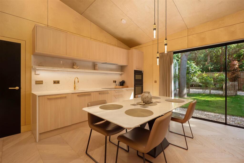 Willow Road, Whitstable