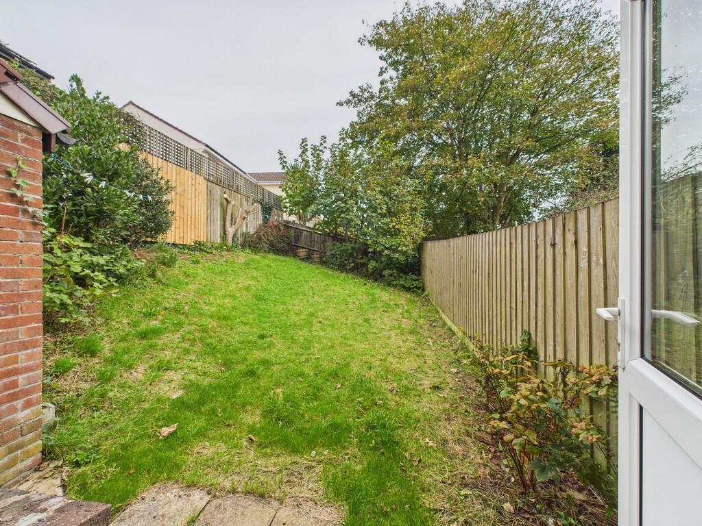 CAM02089G0-PR0576...