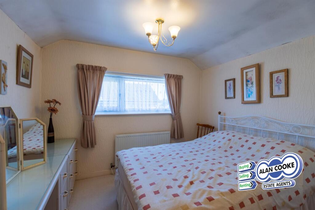 BEDROOM 1
