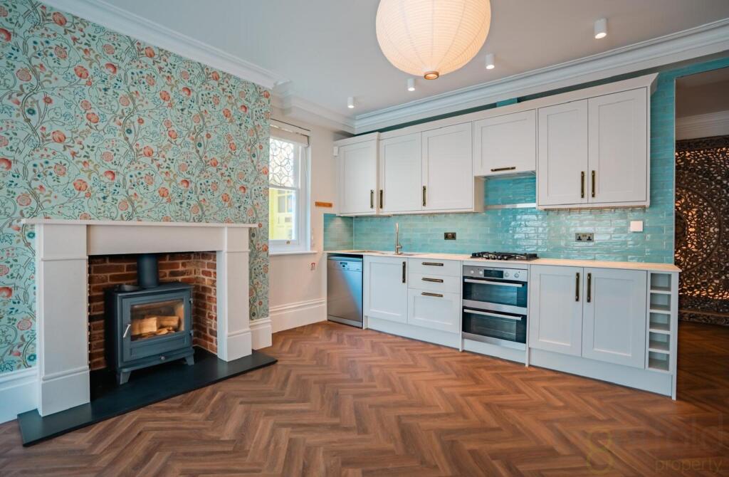 WhatsApp Image 2025-08-04 at 12.34.12-2.jpeg