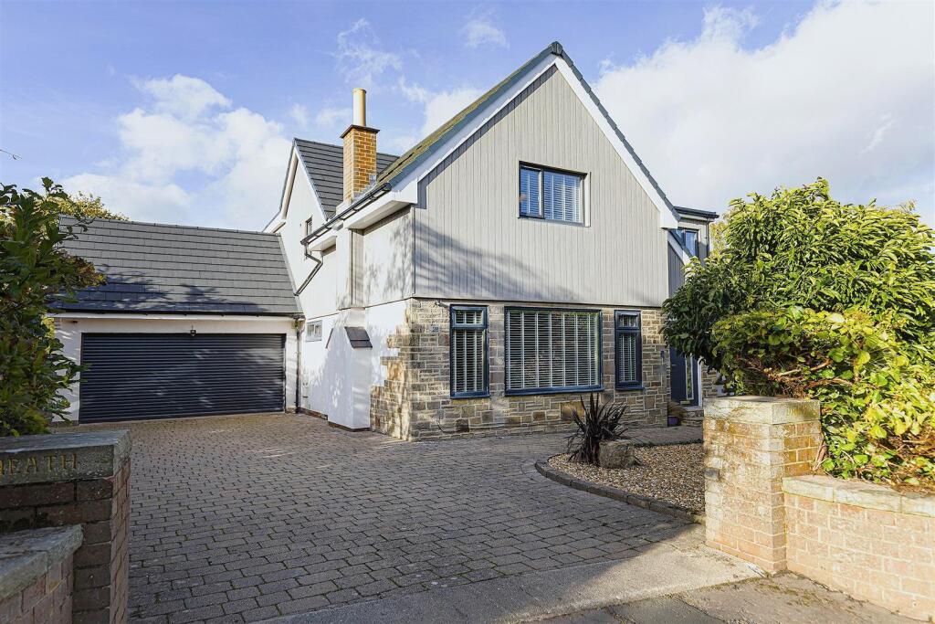 Bramleys Estate Agents - Cumberland Avenue - Fixby