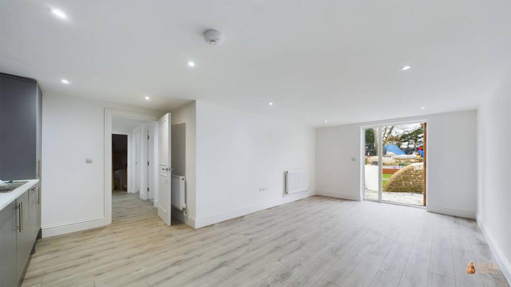 Kitchen/Lounge