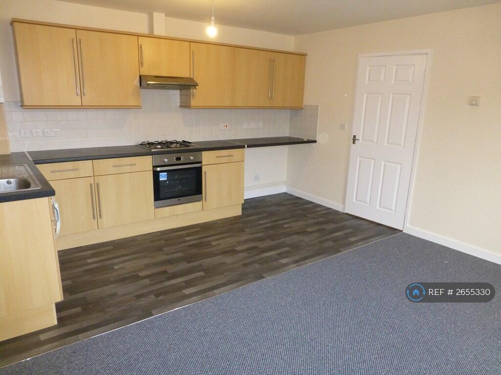 Kitchen / Lounge 2