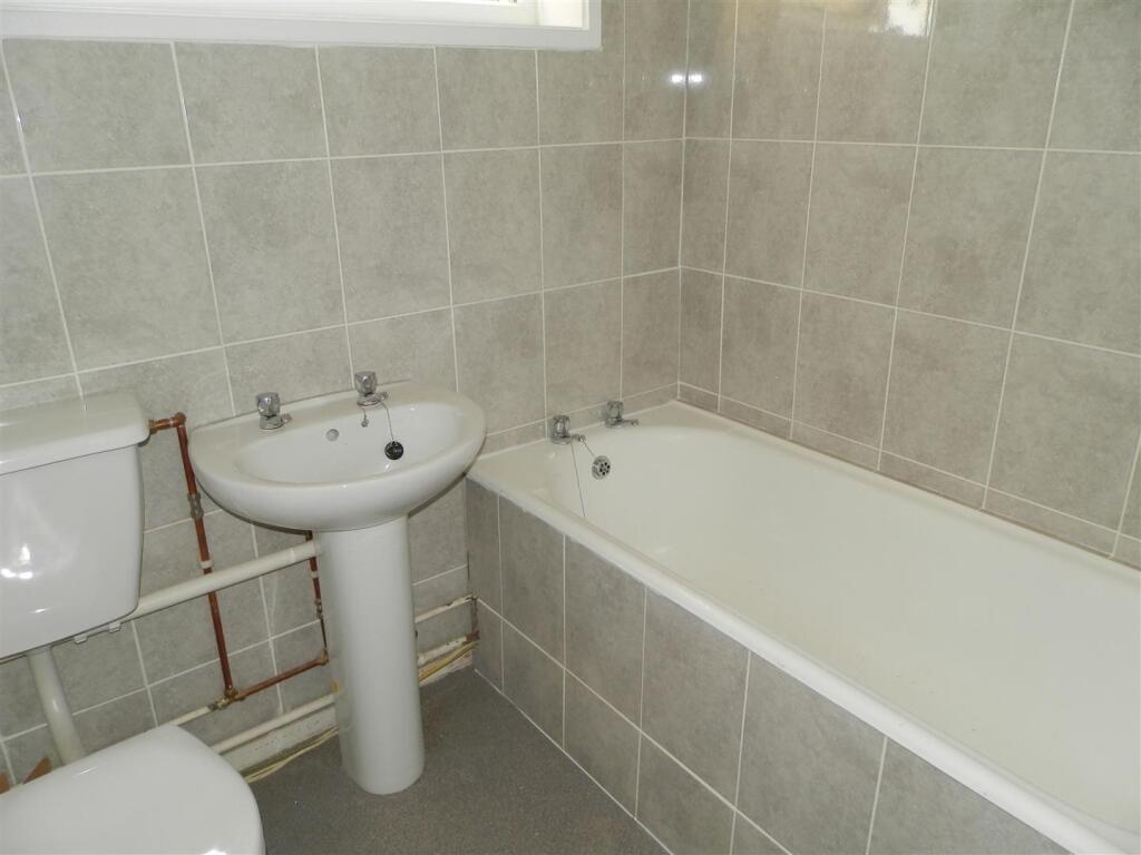 Montrose Close, Goring-by-Sea