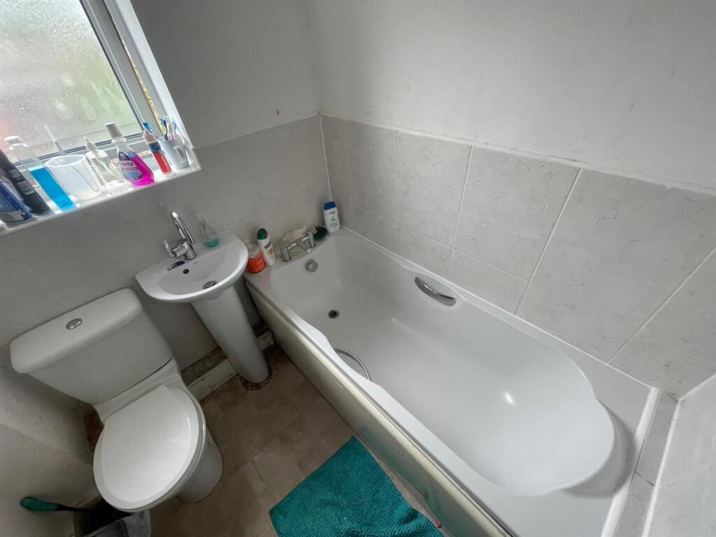 House Bathroom.jpg