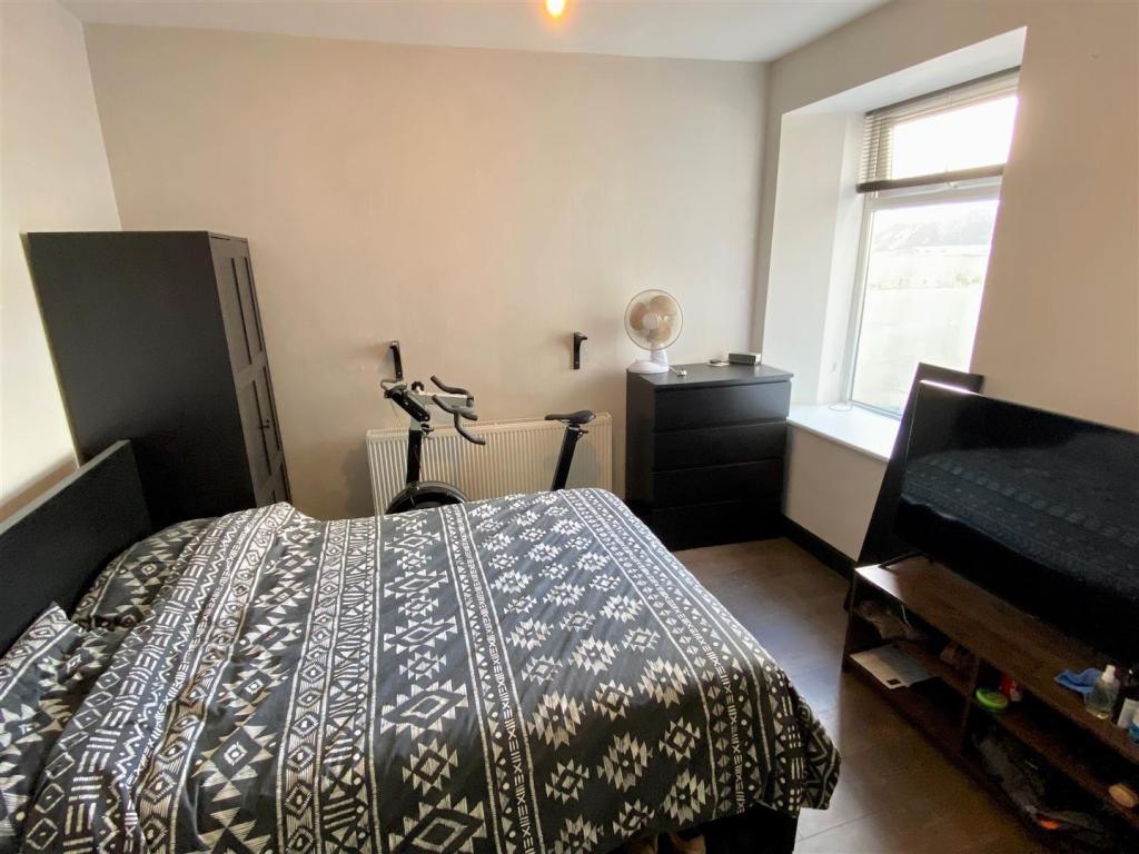 Flat 2, 1 Trenance Road Bedroom 1