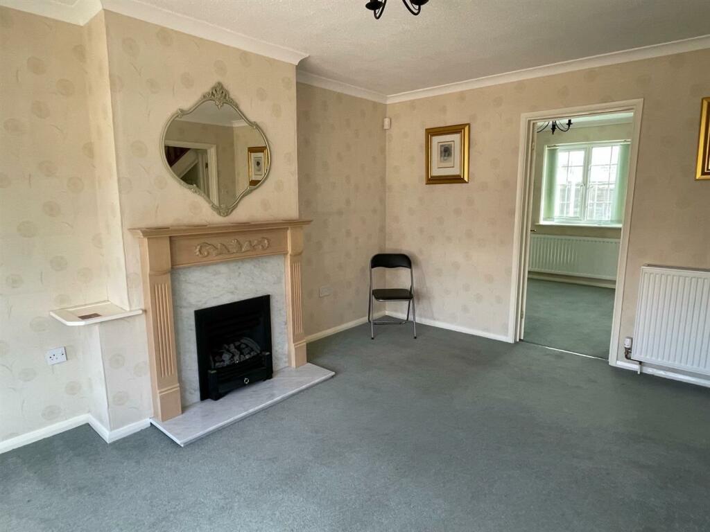 Lounge.jpg