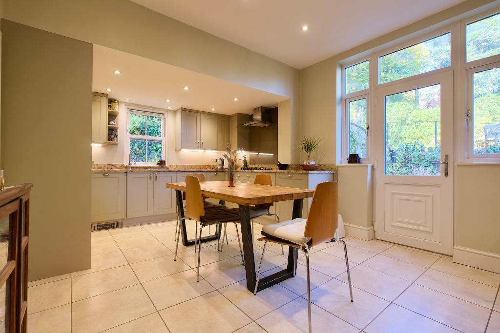Modern fully fitted kitchen
