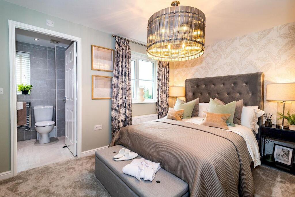 renmore_bedroom 1.jpg