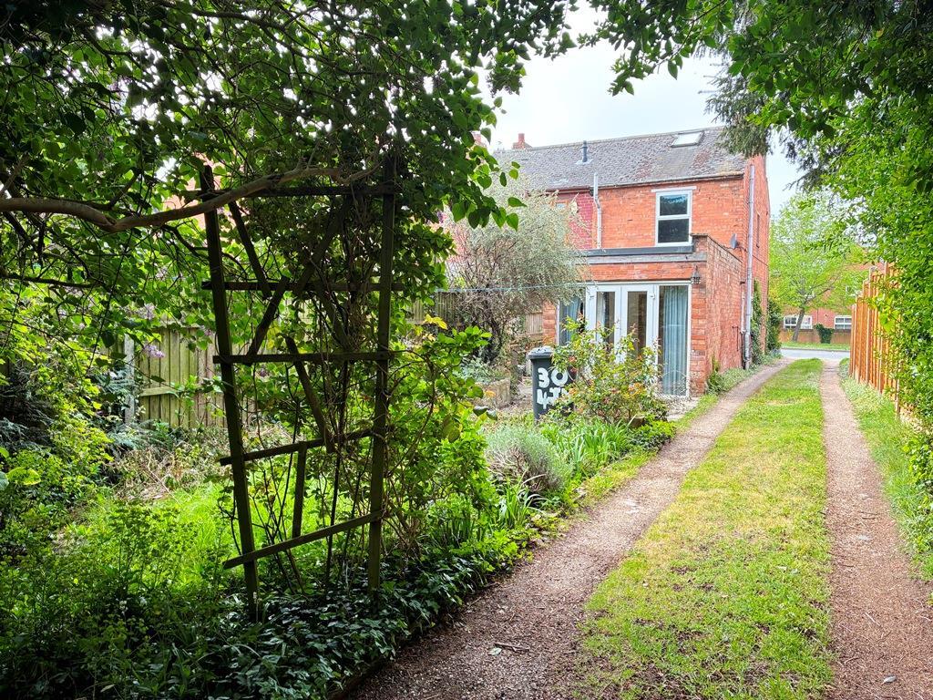 Rear Aspect 2.JPG