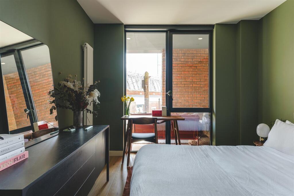 The Hatch Building-2.jpg