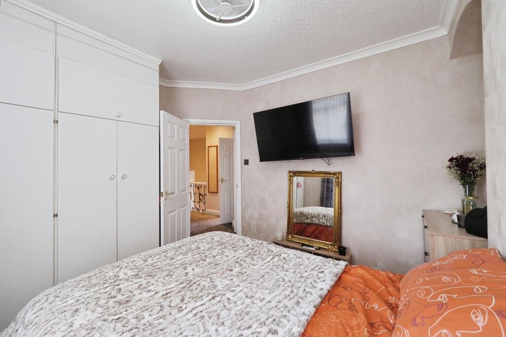 Large Double Bedroom Two