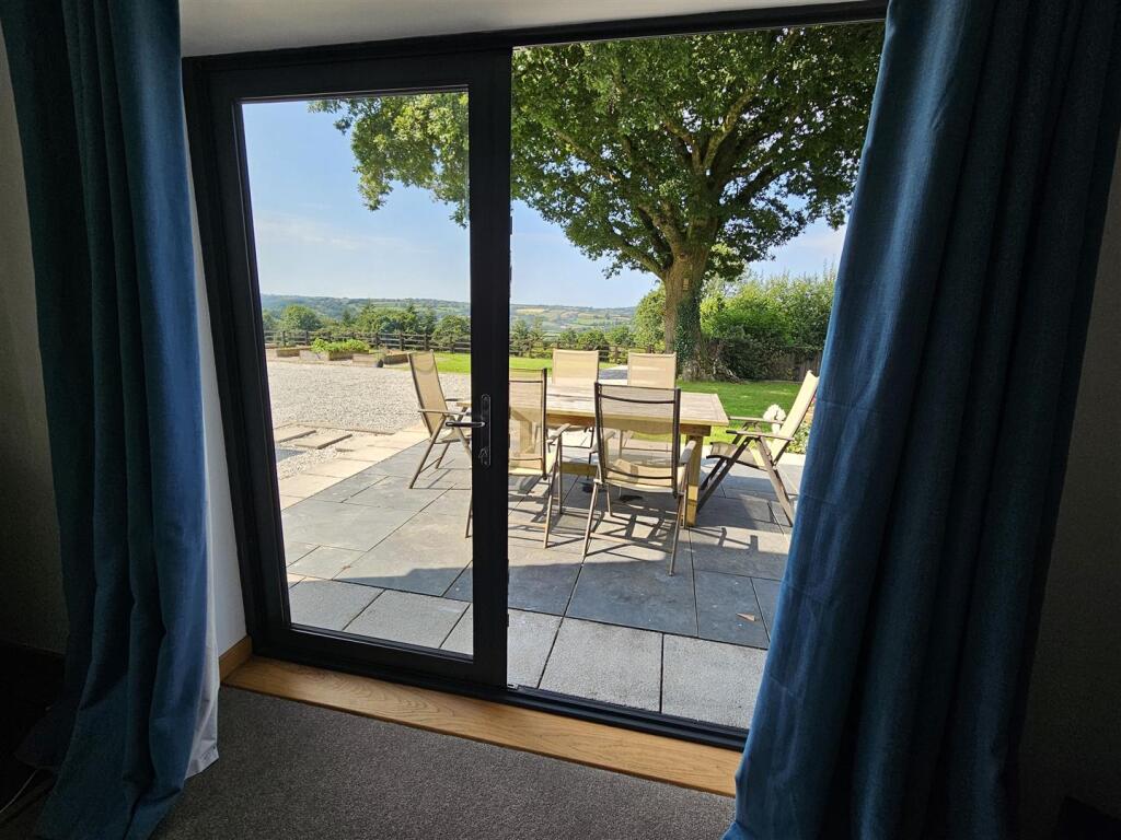 View from sitting room.jpg