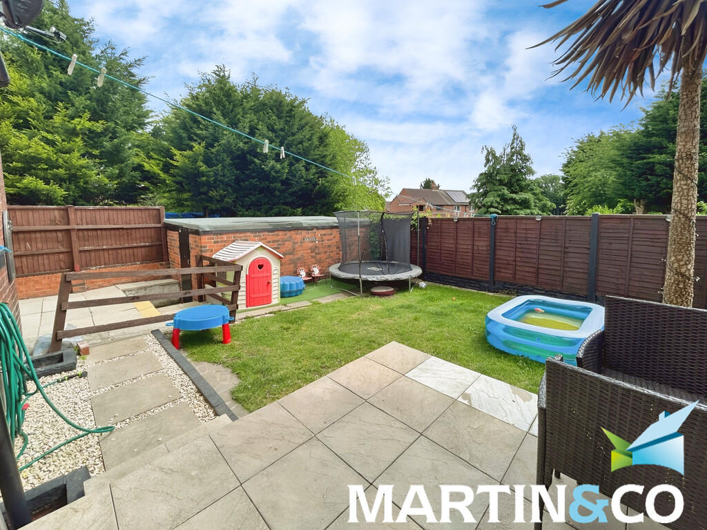 3ee9b8cd-IMG-2025...