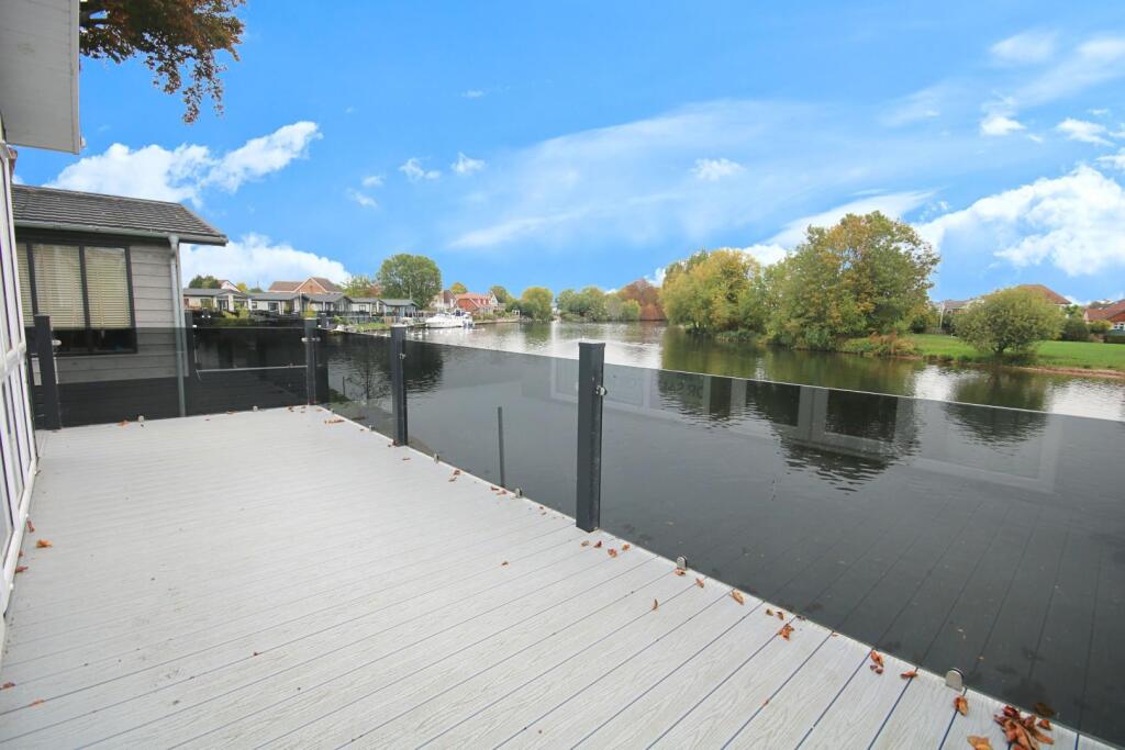 patio1.jpg