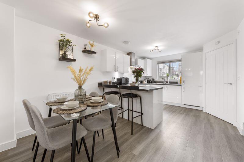 Kitchen-Diner.