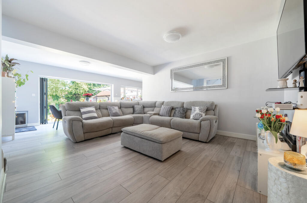 20-682469cce79e3-...