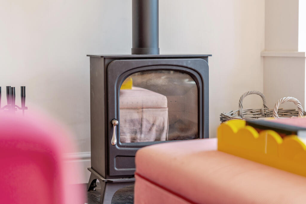 1336951-15-689efa...